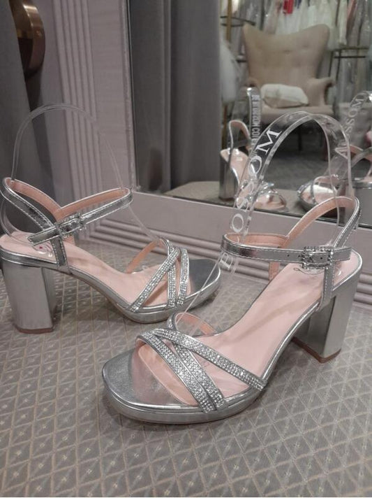 Sandalia color plata